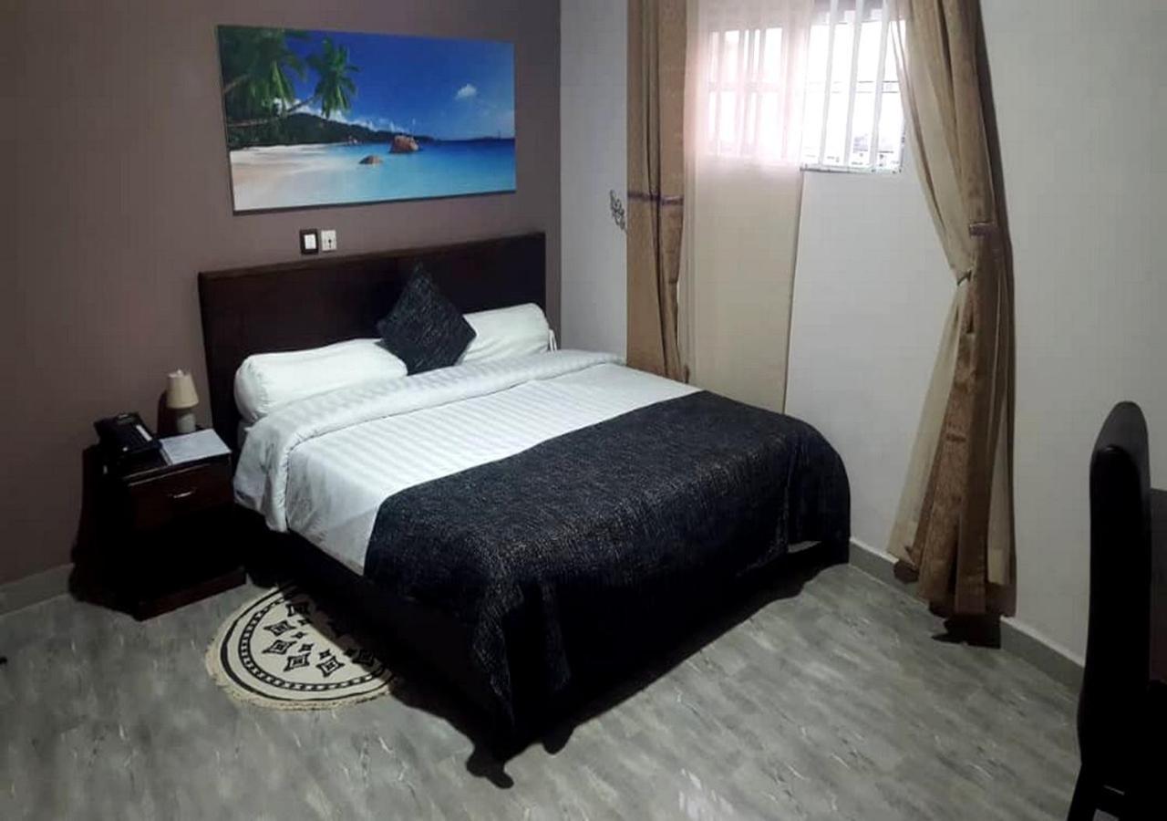 Benin City Center Hotel Cotonou Buitenkant foto