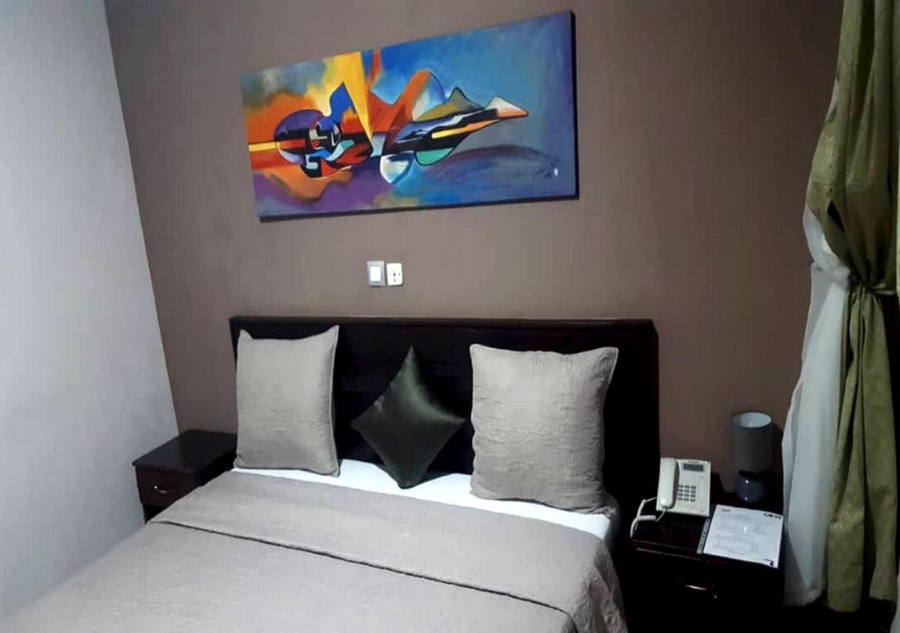 Benin City Center Hotel Cotonou Buitenkant foto