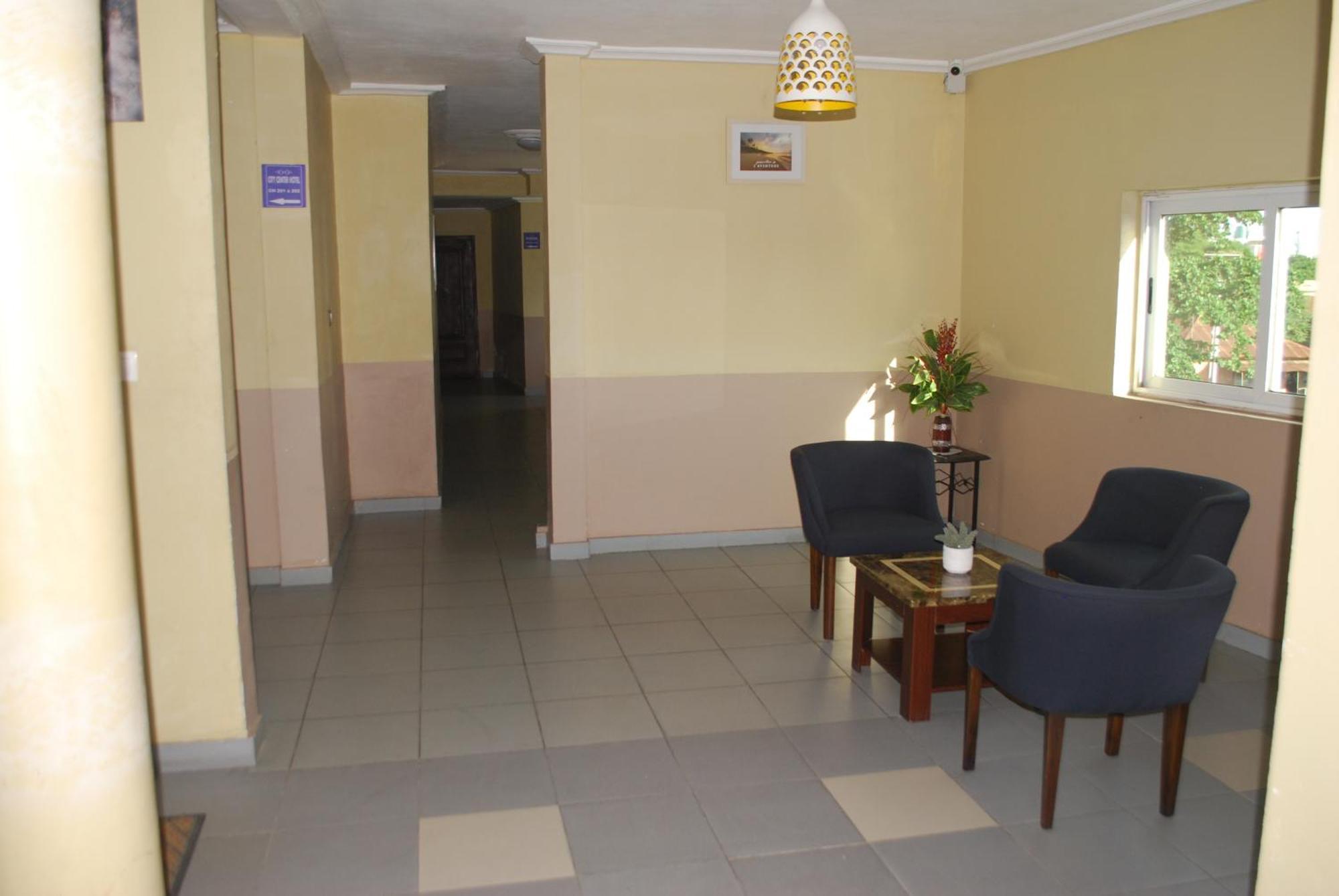 Benin City Center Hotel Cotonou Buitenkant foto
