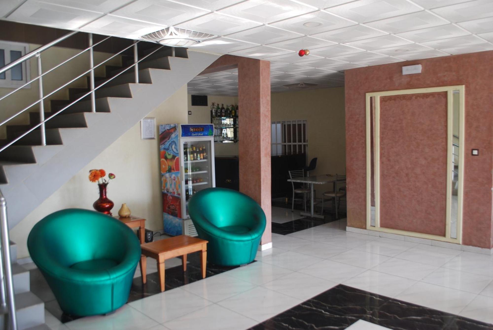 Benin City Center Hotel Cotonou Buitenkant foto