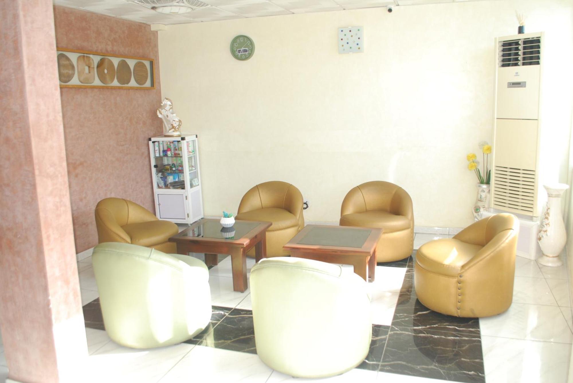 Benin City Center Hotel Cotonou Buitenkant foto